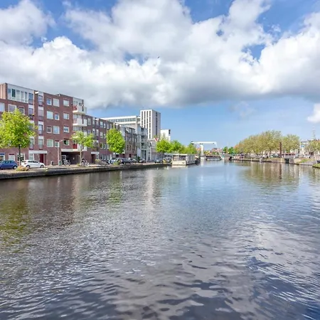 Modern 2 Floor Boathouse At The Spaarne River 公寓 哈莱姆