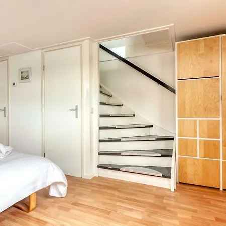 Modern 2 Floor Boathouse At The Spaarne River Daire Haarlem